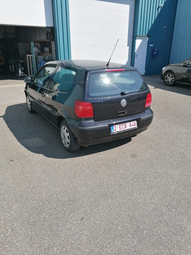 2de hands VW Polo, Auto's, Voorwielaandrijving, Stof, Zwart, 4 cilinders