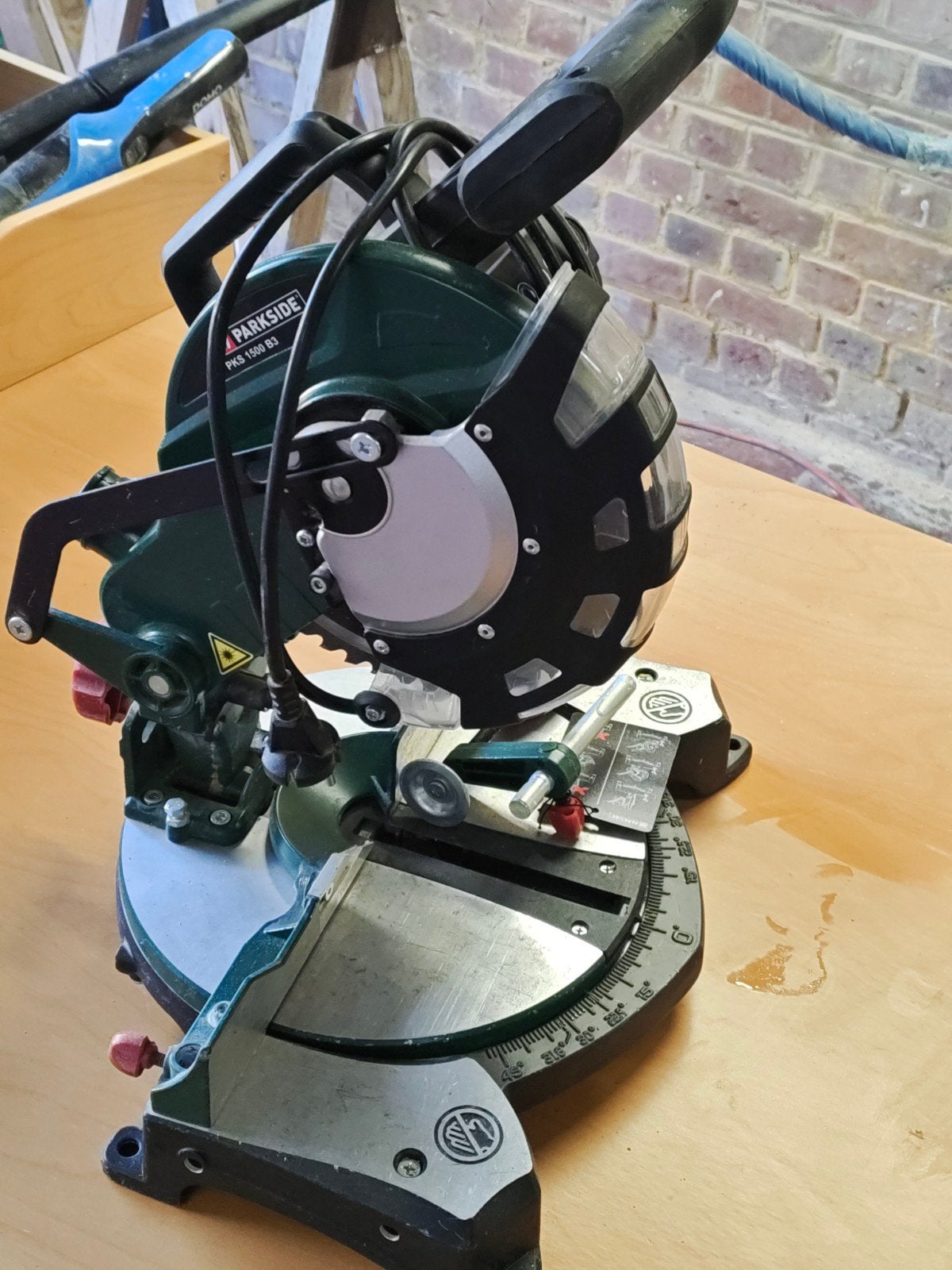 Parkside PKS 1500 B3 verstekzaag, Doe-het-zelf en Bouw, Gereedschap | Zaagmachines, Ophalen