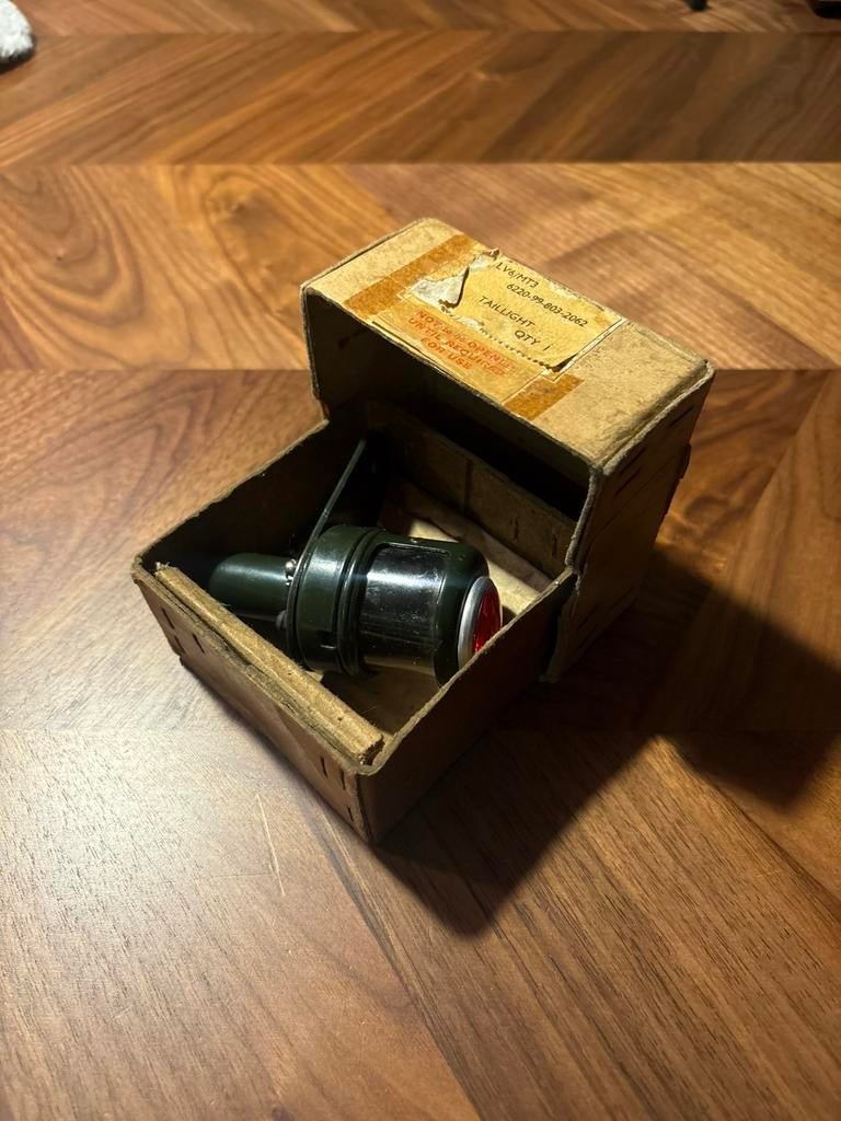 Butler achterlicht/kentekenplaatverlichting legervoertuig, Ophalen of Verzenden, Overige soorten, Overige typen