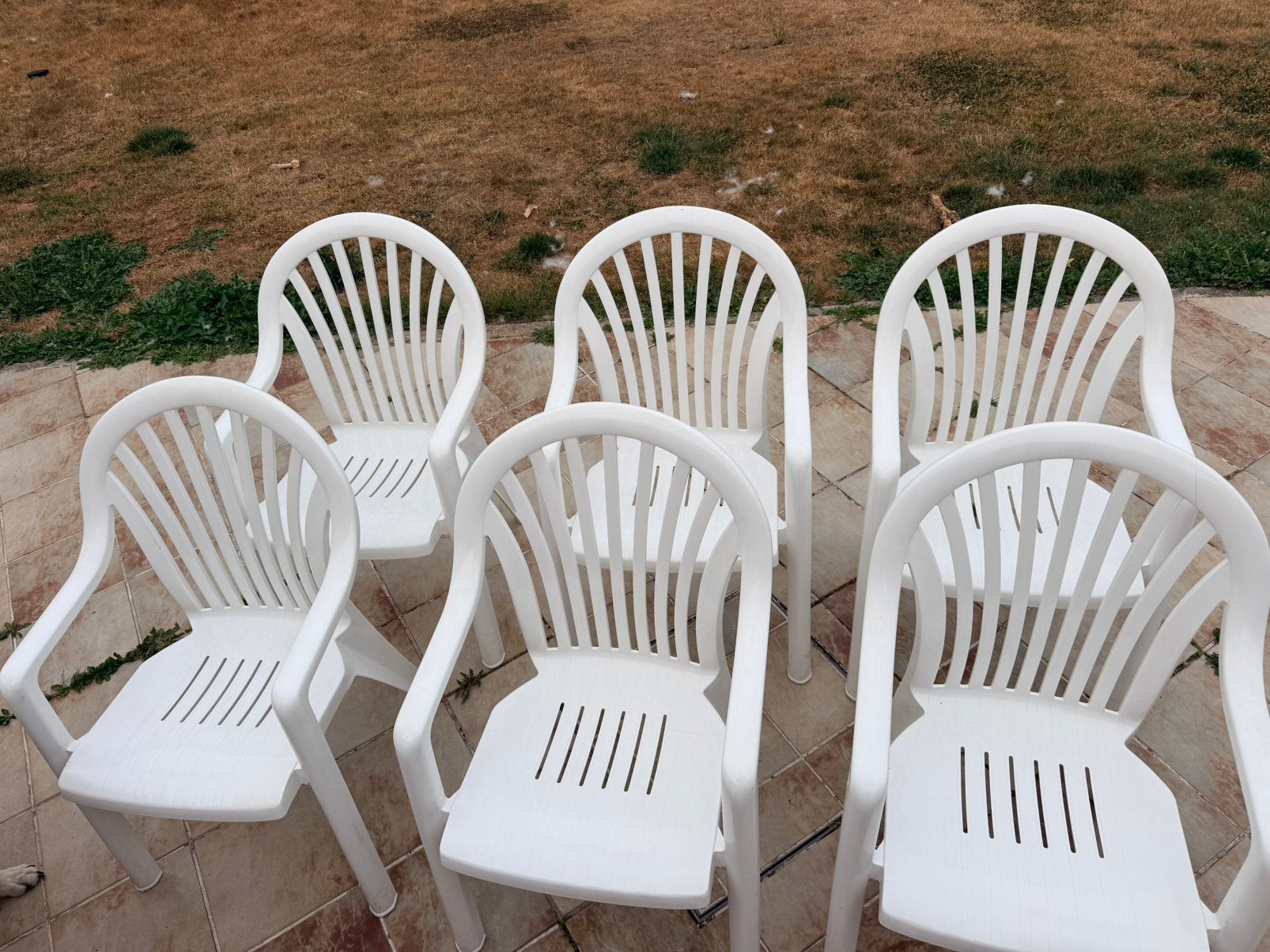 Set van 6 zeer stevige plastic stoelen, Ophalen, Gebruikt