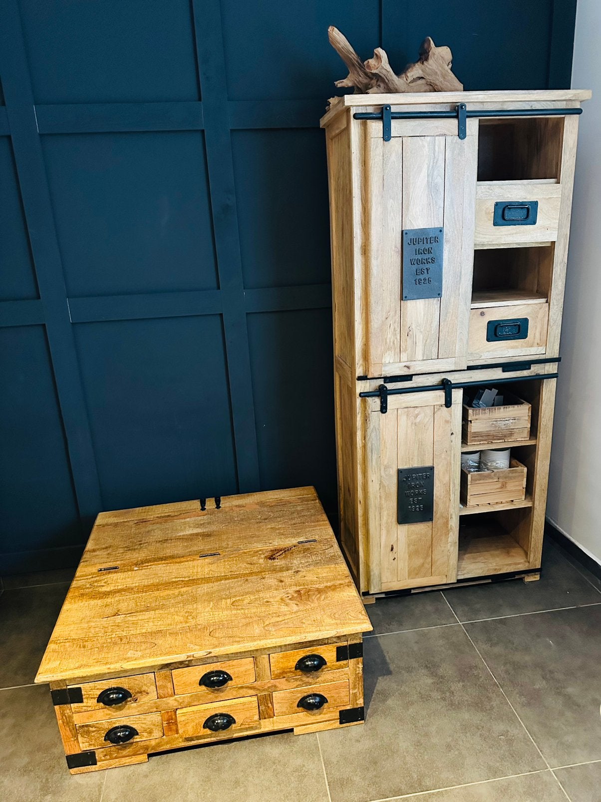 Armoire + table basse, Maison & Meubles, Enlèvement