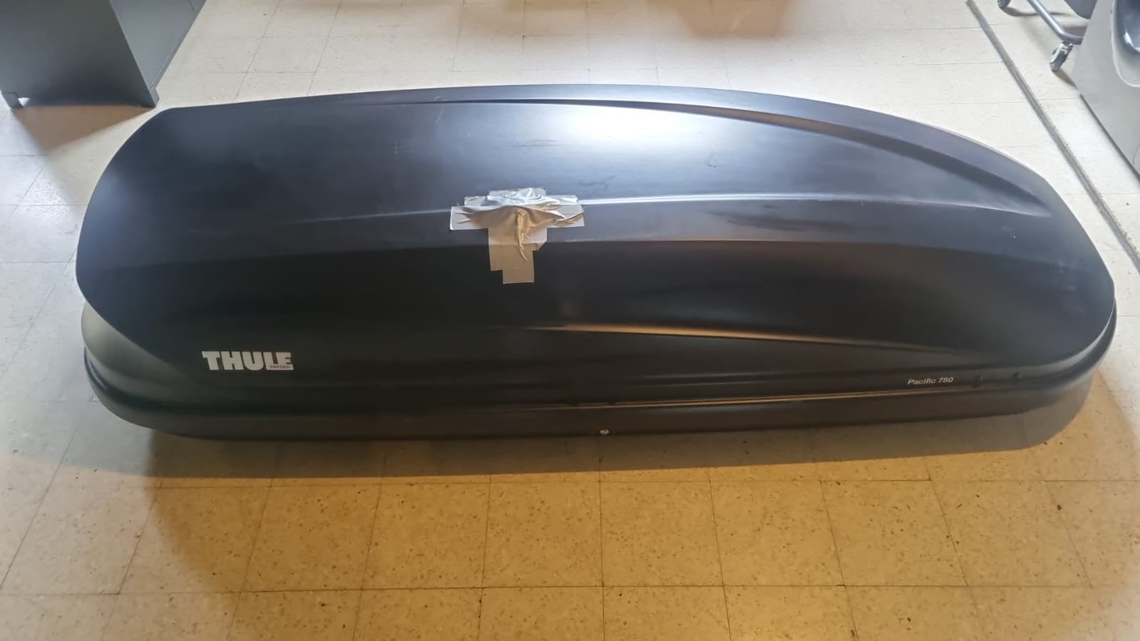 Pack Vacances : Coffre de toit Thule Pacific 780 (420L) + Ba, Enlèvement