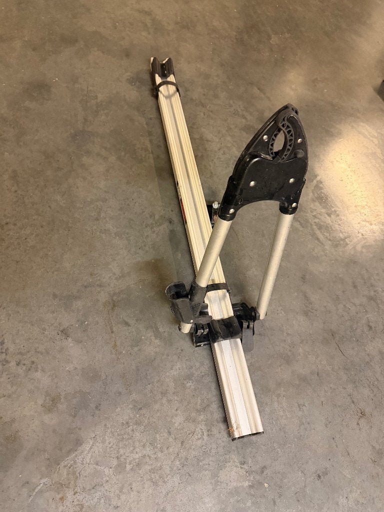 Fietsdrager Thule, Ophalen, Gebruikt, Brede banden, Dakdrager