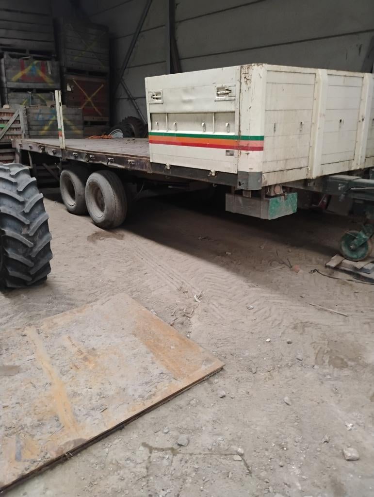 Tractor kar, Zakelijke goederen, Ophalen