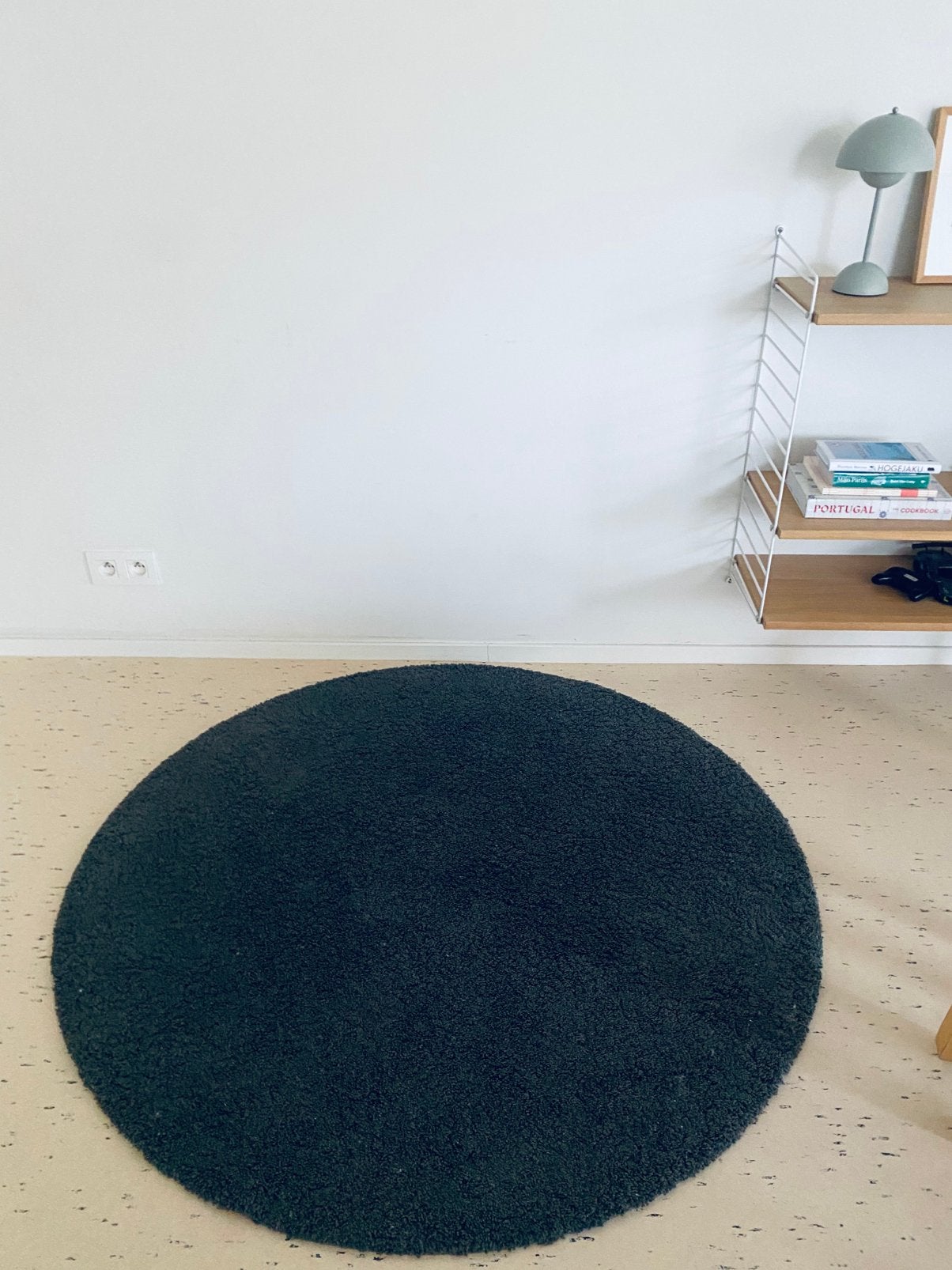 Tapijt Ikea rond 130 cm, Huis en Inrichting, Stoffering | Tapijten en Vloerkleden, Ophalen, Zo goed als nieuw, Rond