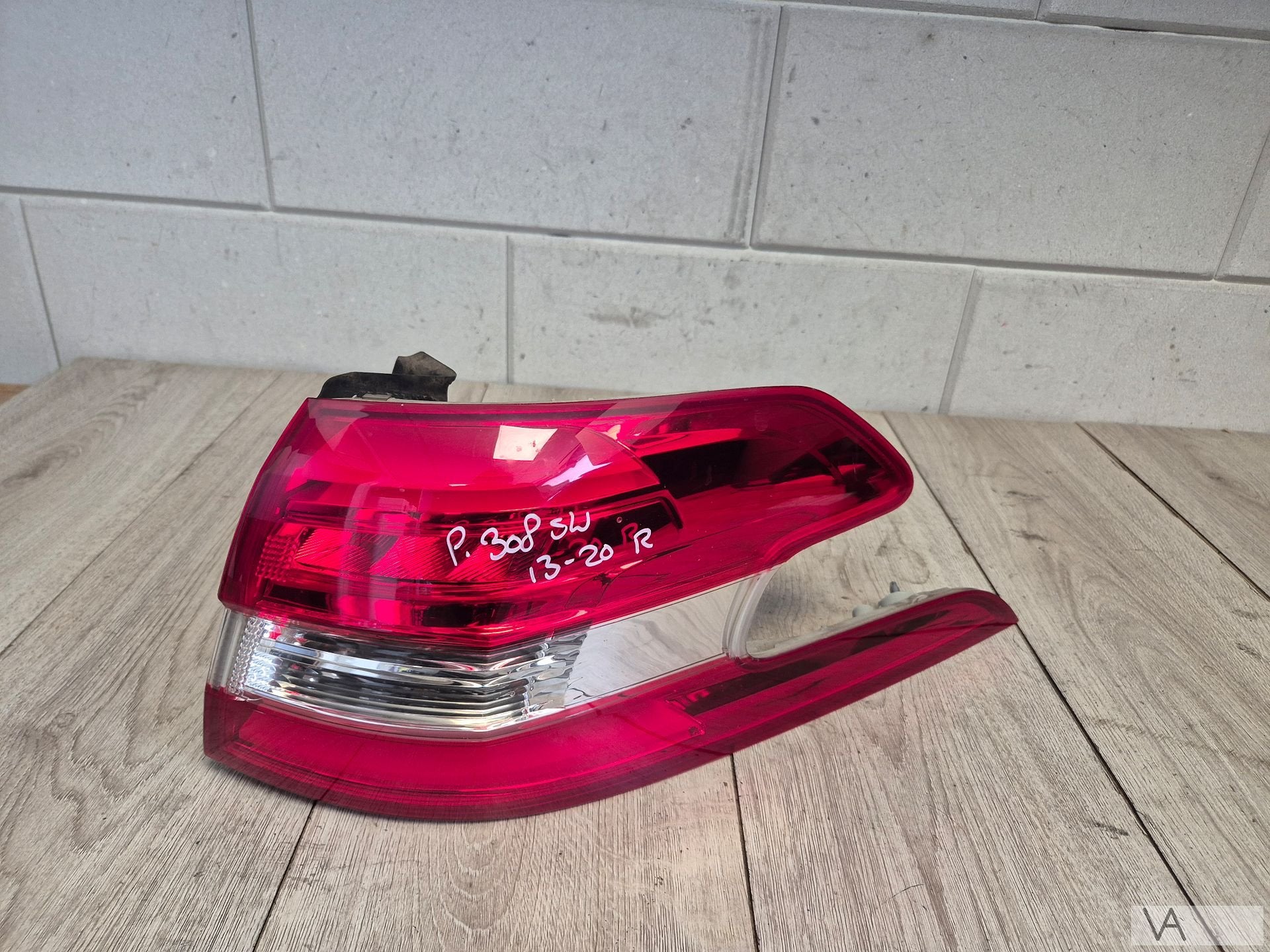 Achterlicht rechts van Peugeot 308 station sw 2013 -2020 €50, Gebruikt, -, -, Ophalen of Verzenden
