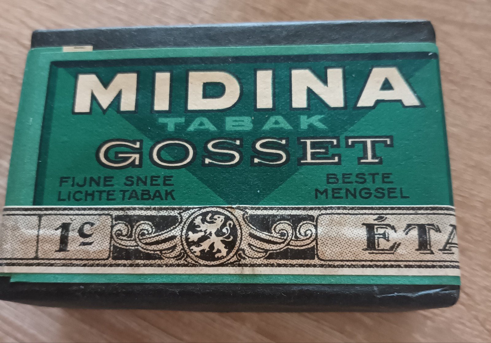 Etalage pakje Midina Gosset tabak, Verzamelen, Rookartikelen, Aanstekers en Luciferdoosjes, Ophalen of Verzenden, Zo goed als nieuw