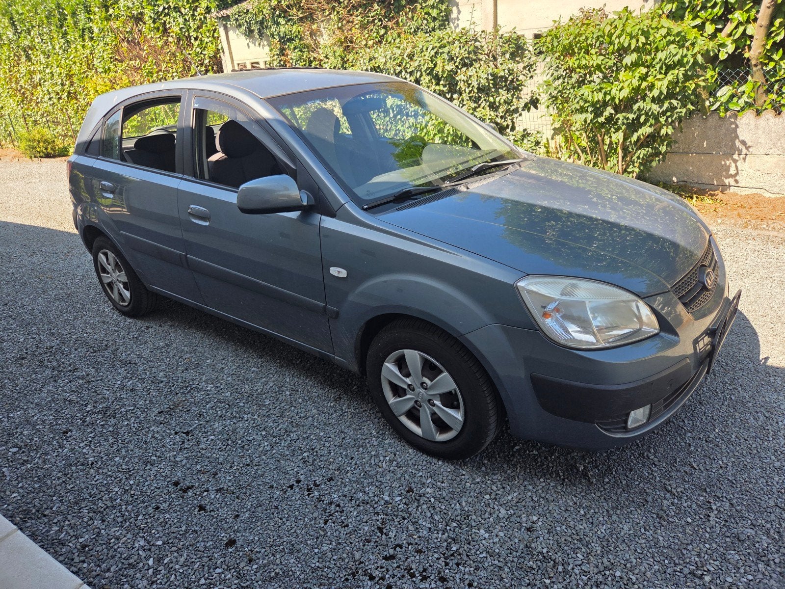 kia rio, Autos, Kia, Particulier, Rio, ABS, Airbags, Air conditionné, Alarme, Ordinateur de bord, Verrouillage central, Rétroviseurs électriques