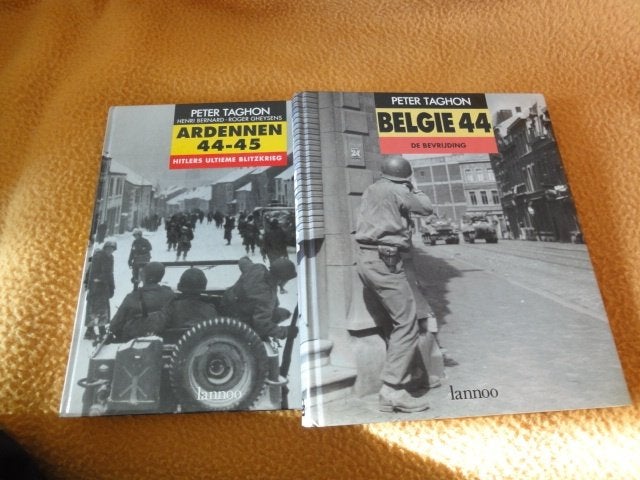2 delig encyclopedie over Ardennen-offensief, Zo goed als nieuw, Landmacht, Ophalen, Tweede Wereldoorlog