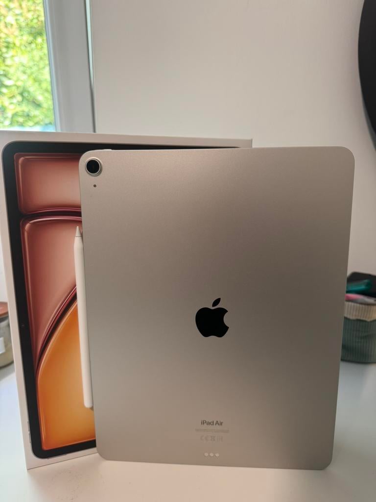 iPad Air 13-inch (M2) Wi-Fi 256GB + Apple Pencil Pro, Enlèvement ou Envoi, Apple iPad Air, 13 pouces ou plus, Comme neuf