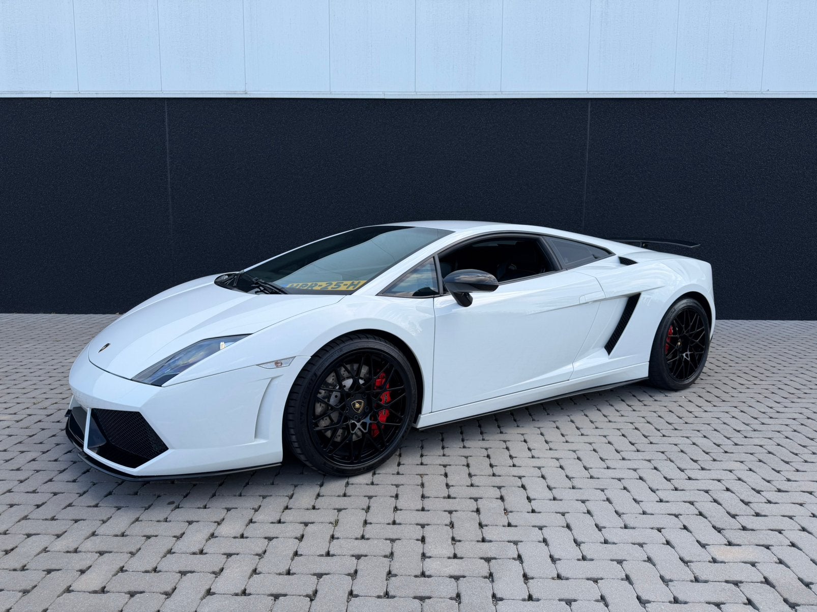 Lamborghini Gallardo 5.2 V10 LP560-4 | 2009 | 22.000km UNIEK, Auto's, Automaat, Dealer onderhouden, Zwart, Wit