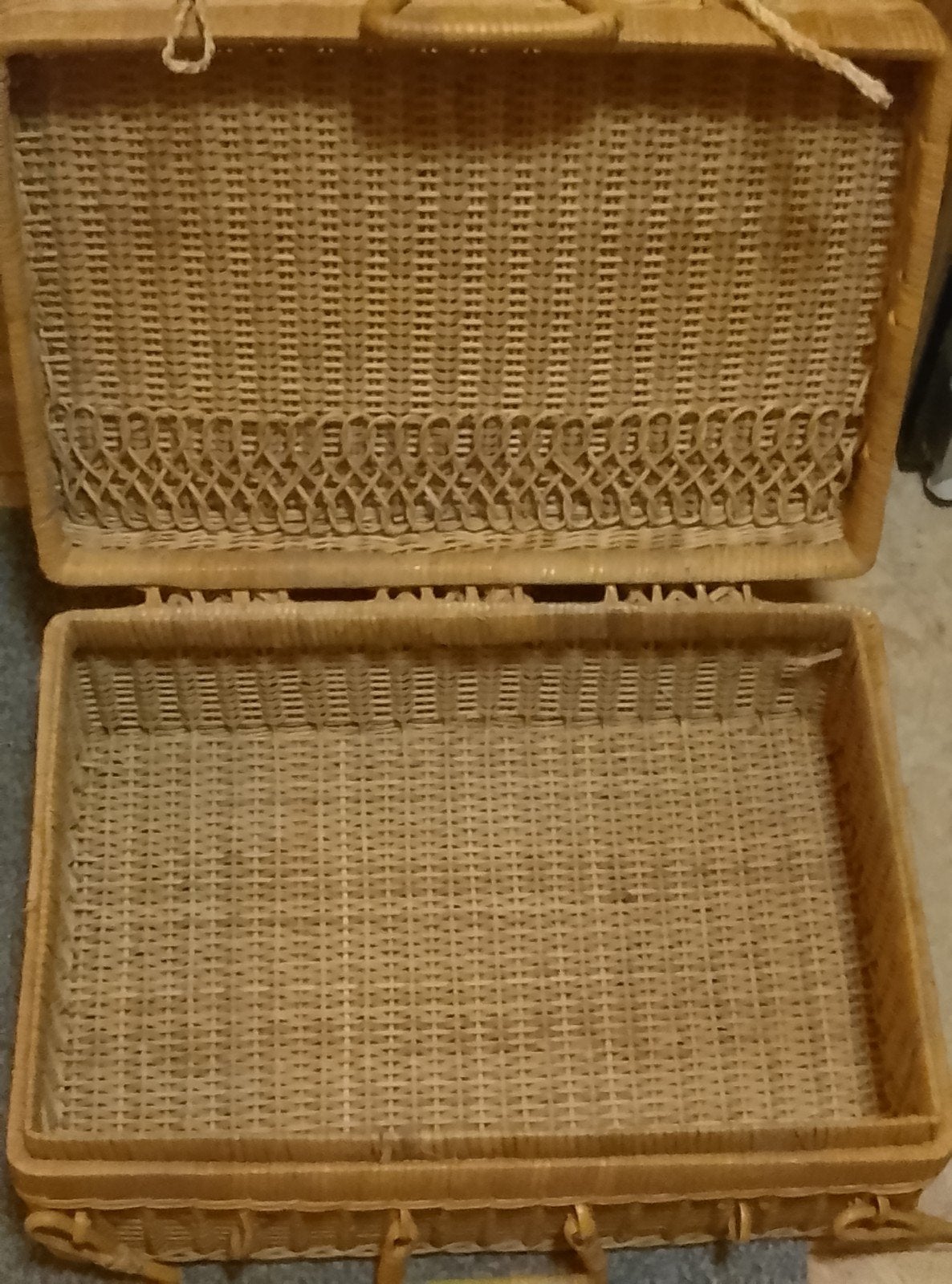 rotan riet valiesje, Handtassen en Accessoires, Overige Accessoires, Ophalen