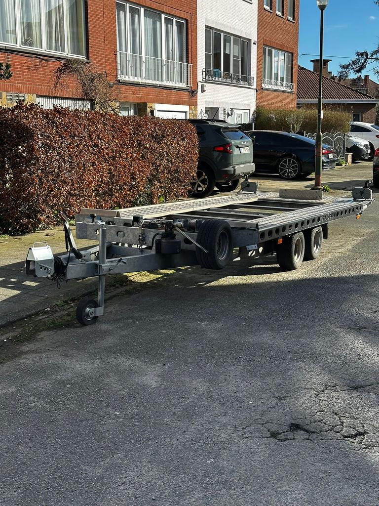 Plateau remorque de la marque WIOLA avec CT en ordre, Autos : Divers, Remorques, Comme neuf, Enlèvement