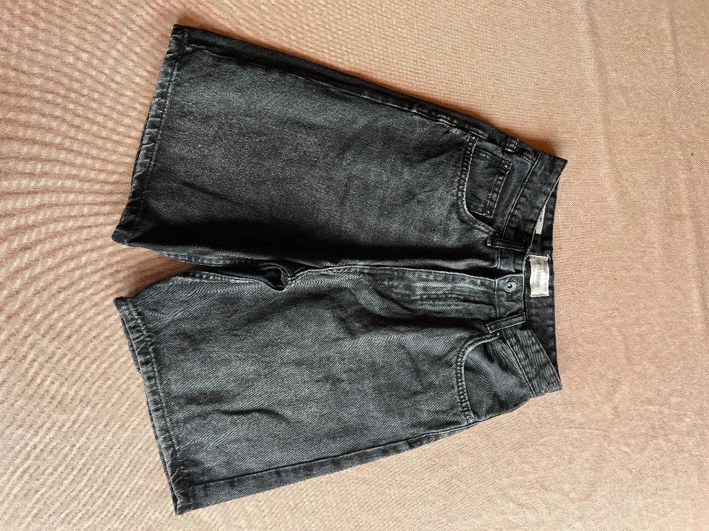 Jeans short pull&bear maat 28, Kleding | Heren, Spijkerbroeken en Jeans, Ophalen