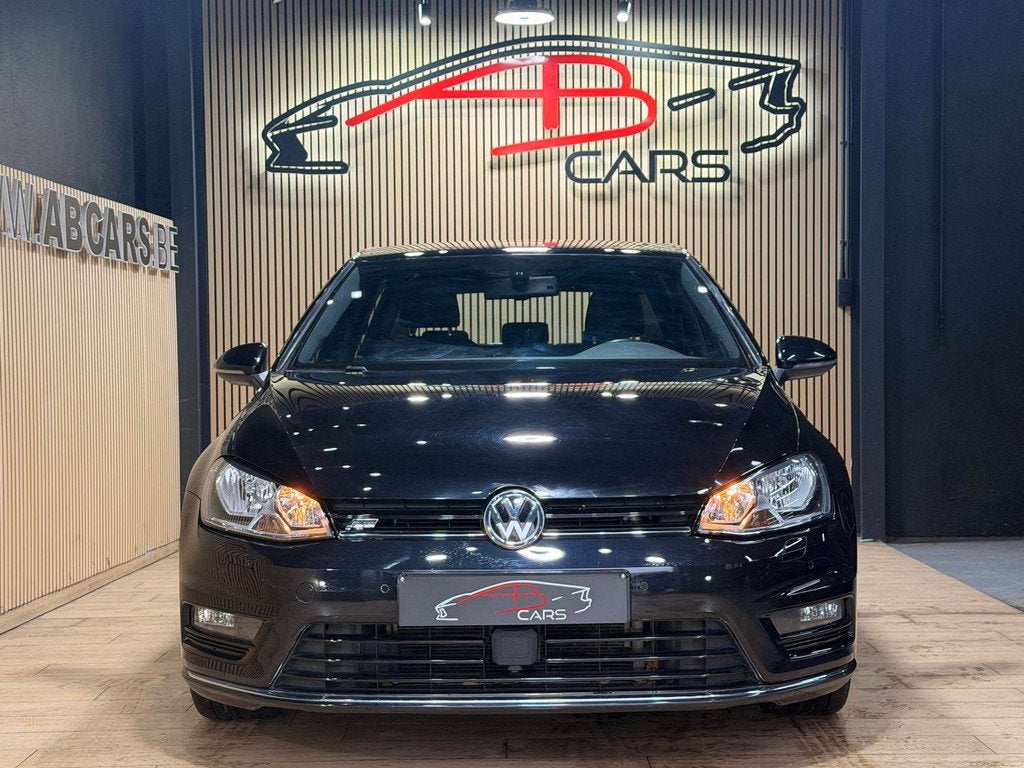 Volkswagen Golf 1.2i * R LINE * GARANTIE 12 MOIS *, Euro 5, 4 cilinders, 1198 cc, Zwart