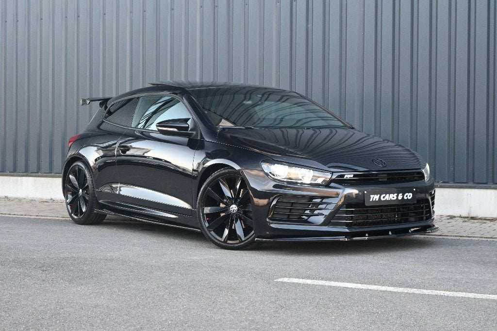 VW Scirocco R 2.0TSI DSG, Dynaudio, Pano, Leder, LED carplay, Auto's, 4 cilinders, Alcantara, Zwart, Bedrijf