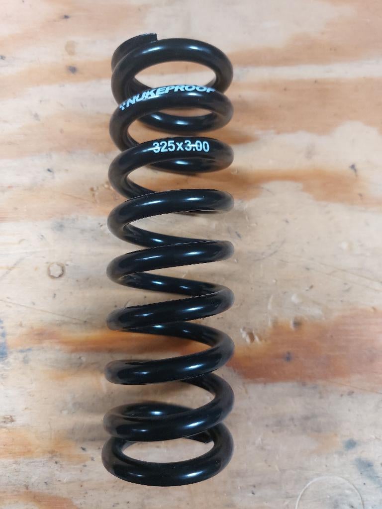 Ressort NukeProof pour Rock Shox 325 x 3.0, Neuf, Enlèvement ou Envoi, Acier, Autres types