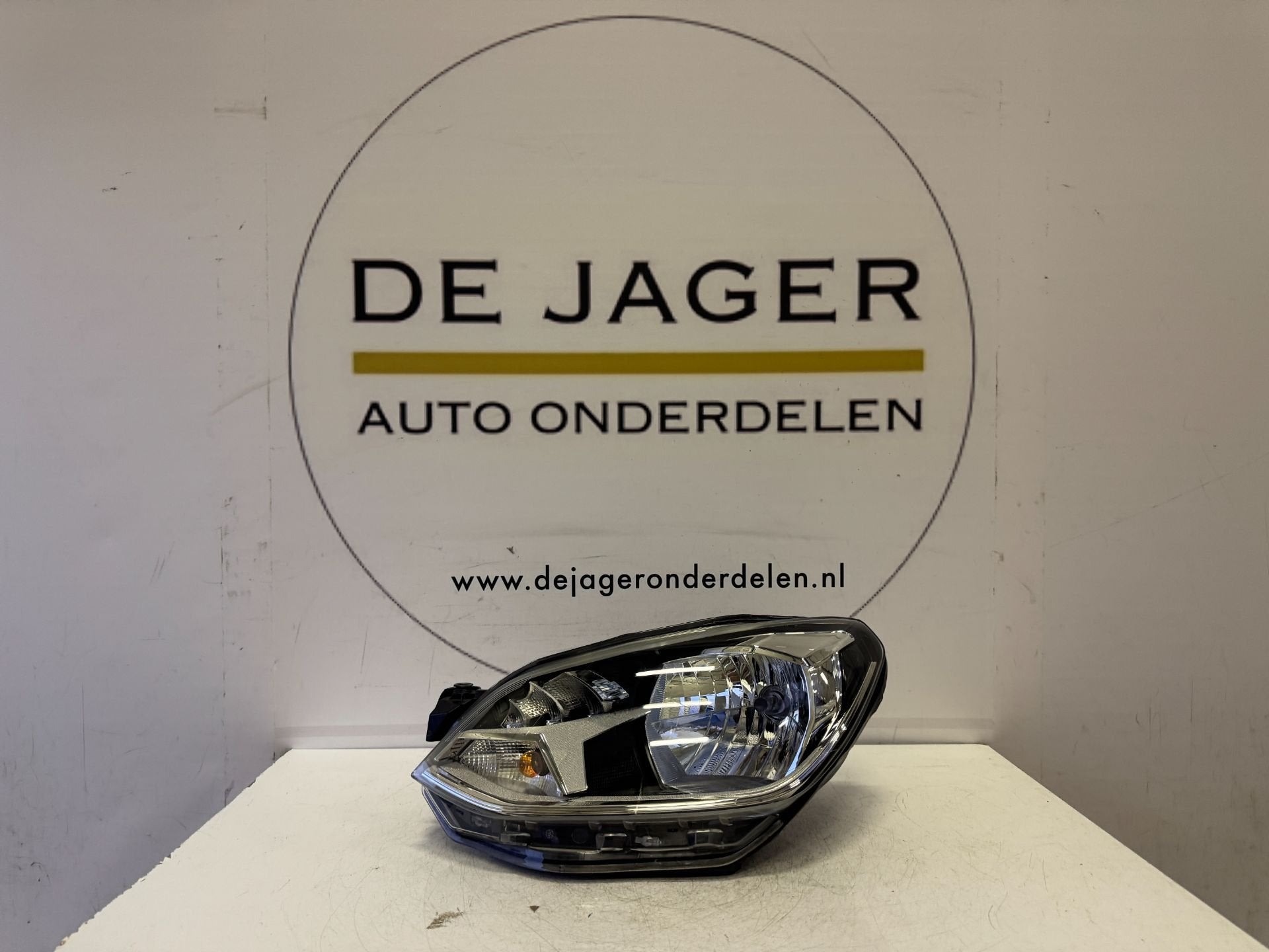VW UP! UP FACELIFT KOPLAMP LINKS 1S1941015AA 2016-, Volkswagen, Volkswagen AG, Vw@volkswagen.de, Utilisé