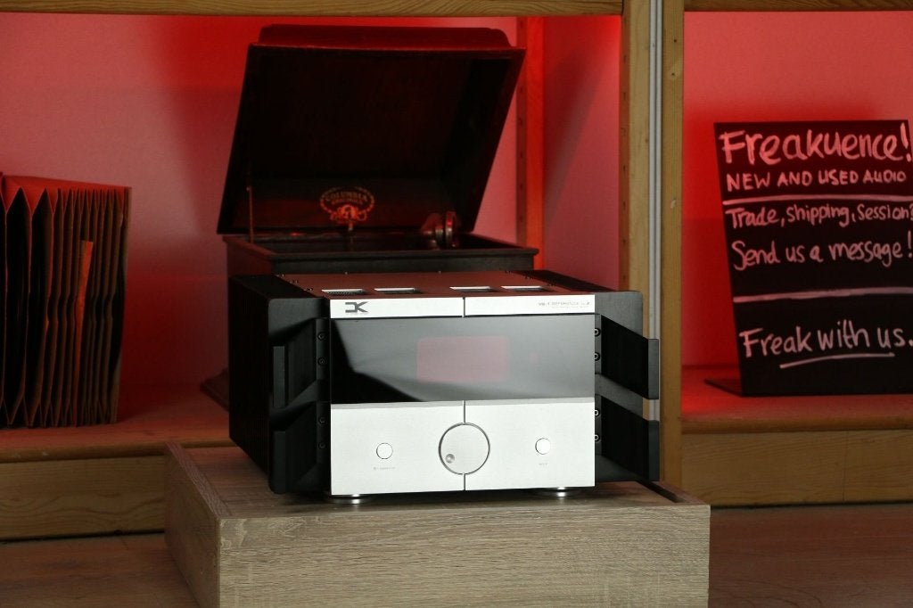 DK Design VS-1 / VS1 Reference MKII / MK II TRADE.INRUIL?, Enlèvement ou Envoi, Comme neuf, Stéréo, 120 watts ou plus