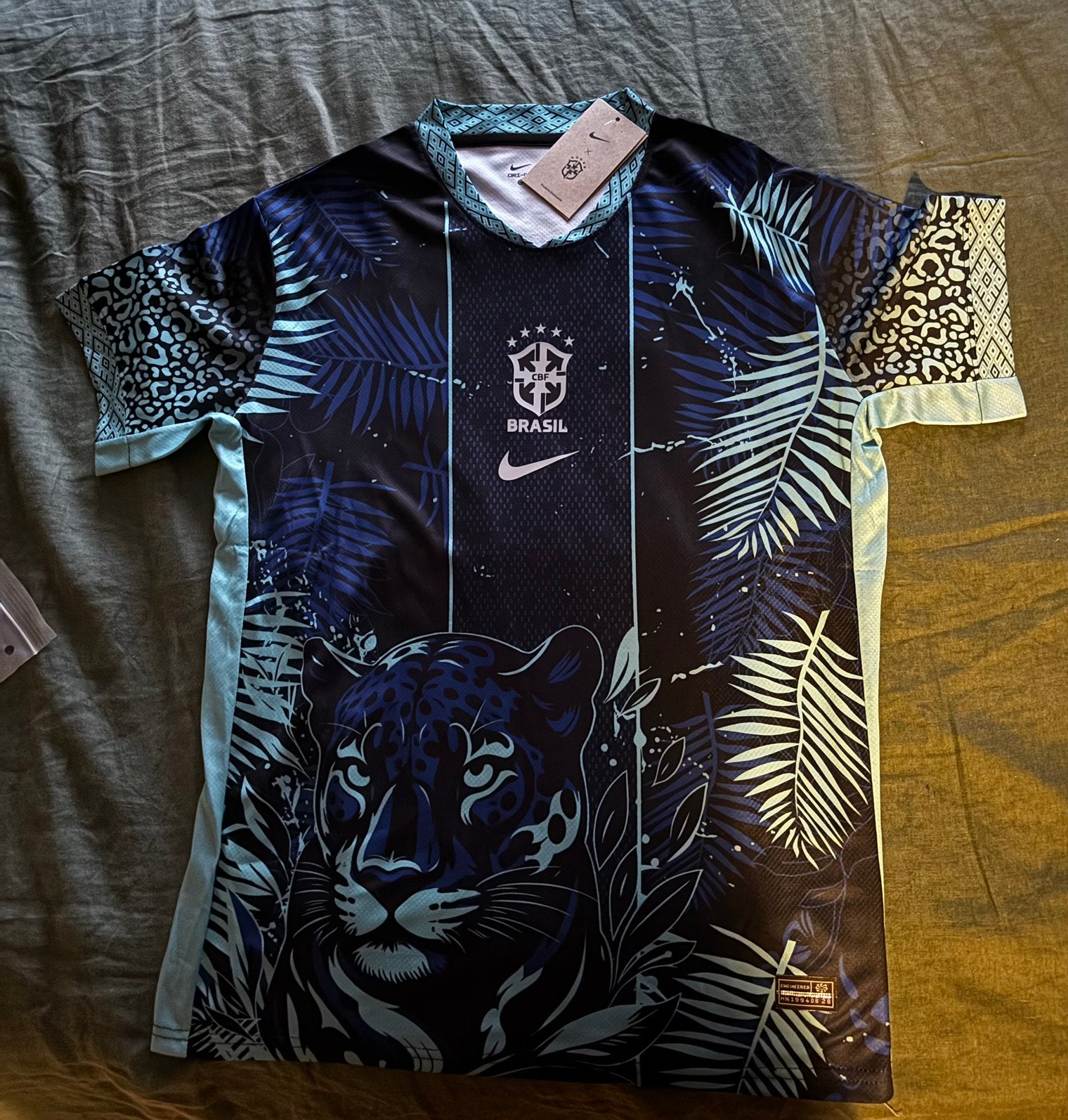 Maillot du brésil taille L, Sport en Fitness, Voetbal, Maat L, Ophalen of Verzenden, Nieuw, Shirt
