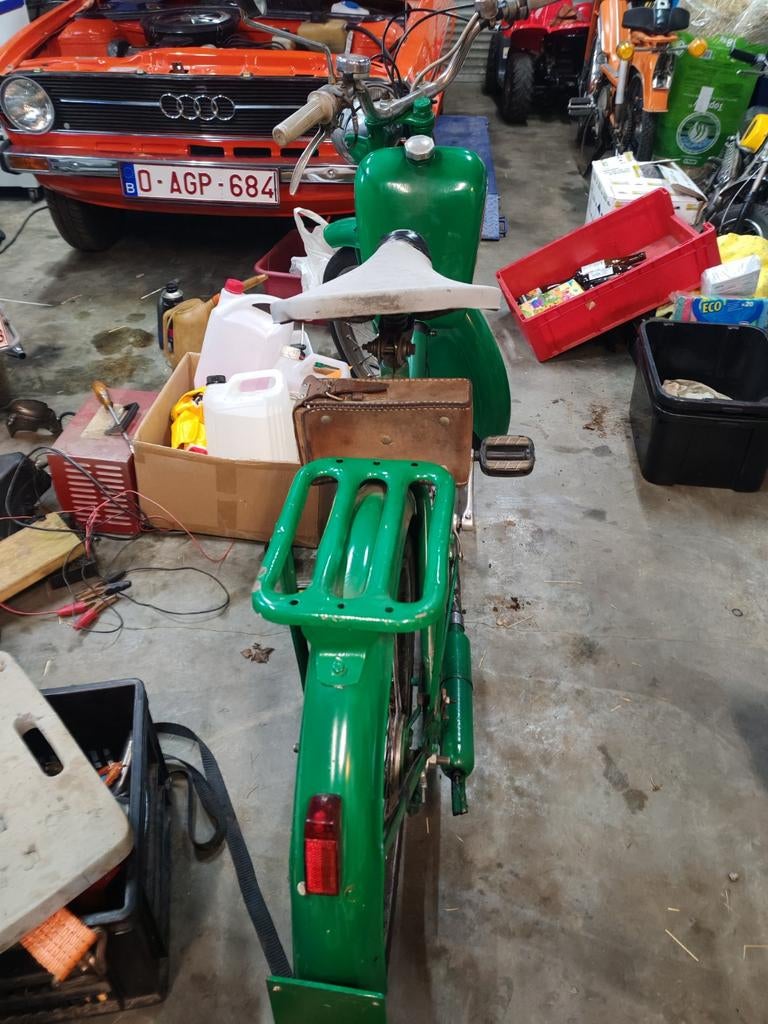 Belgische Thompson oldtimer brommer, Fietsen en Brommers, 49 cc, Klasse B (45 km/u), 2 versnellingen, Ophalen