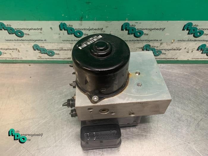 Pompe ABS d'un BMW 3-Serie (3-Serie 98-), -, 3 mois de garantie, Utilisé, -