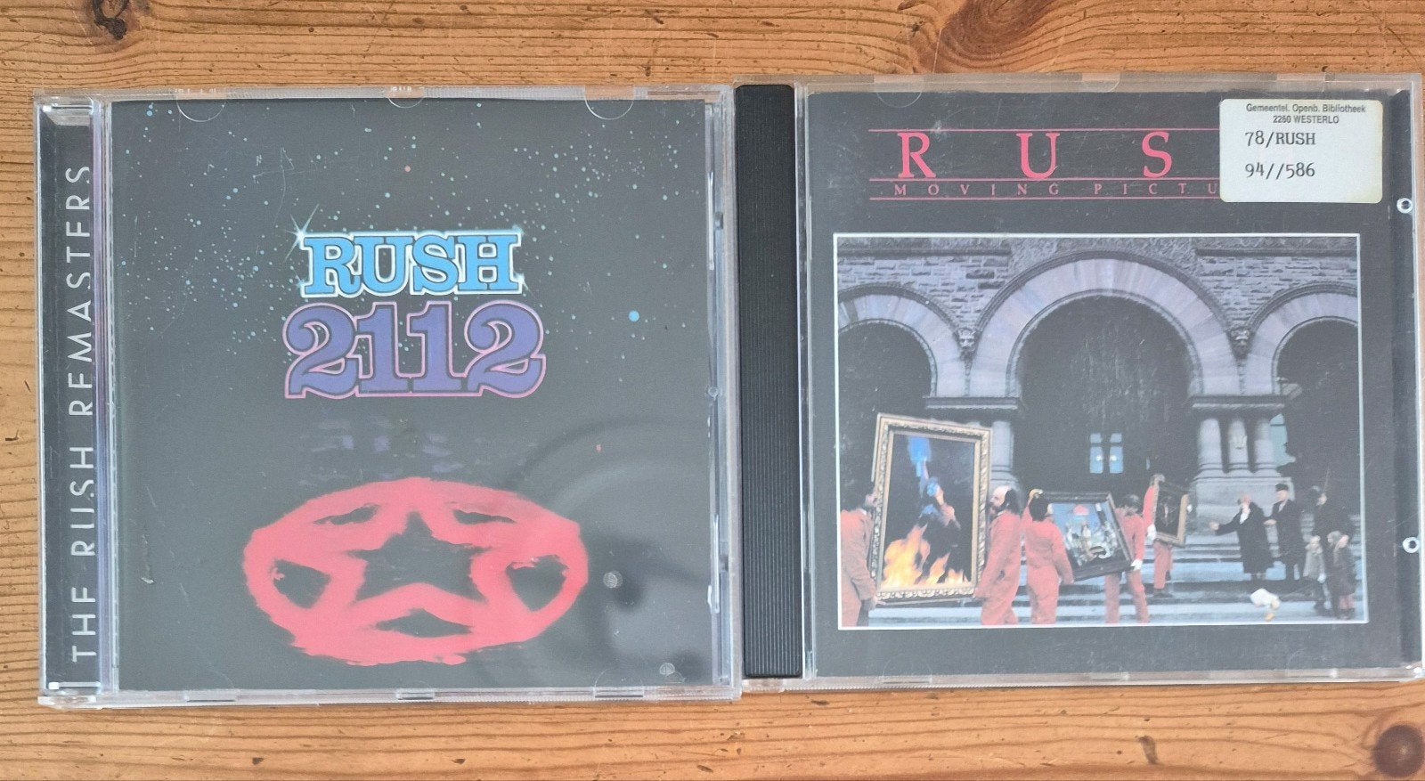 2 cd's Rush: 2112 + Moving Pictures, CD & DVD, Enlèvement ou Envoi, Utilisé, Hard rock, Album