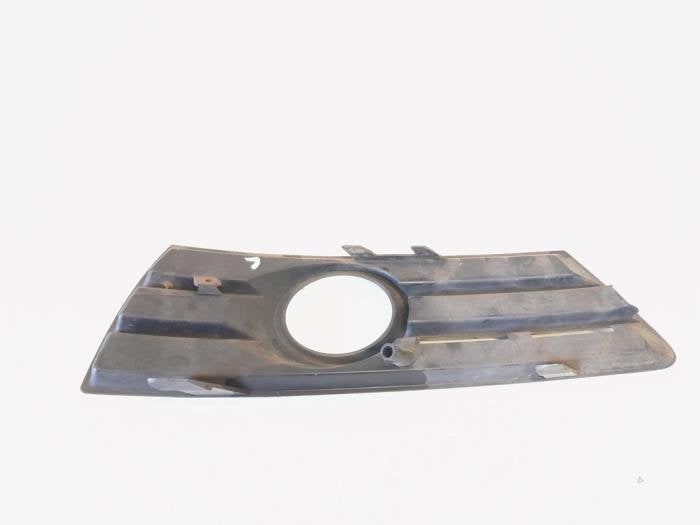 Plaque de protection feu antibrouillard gauche d'un Volkswag, Volkswagen, -, 3 mois de garantie, Utilisé