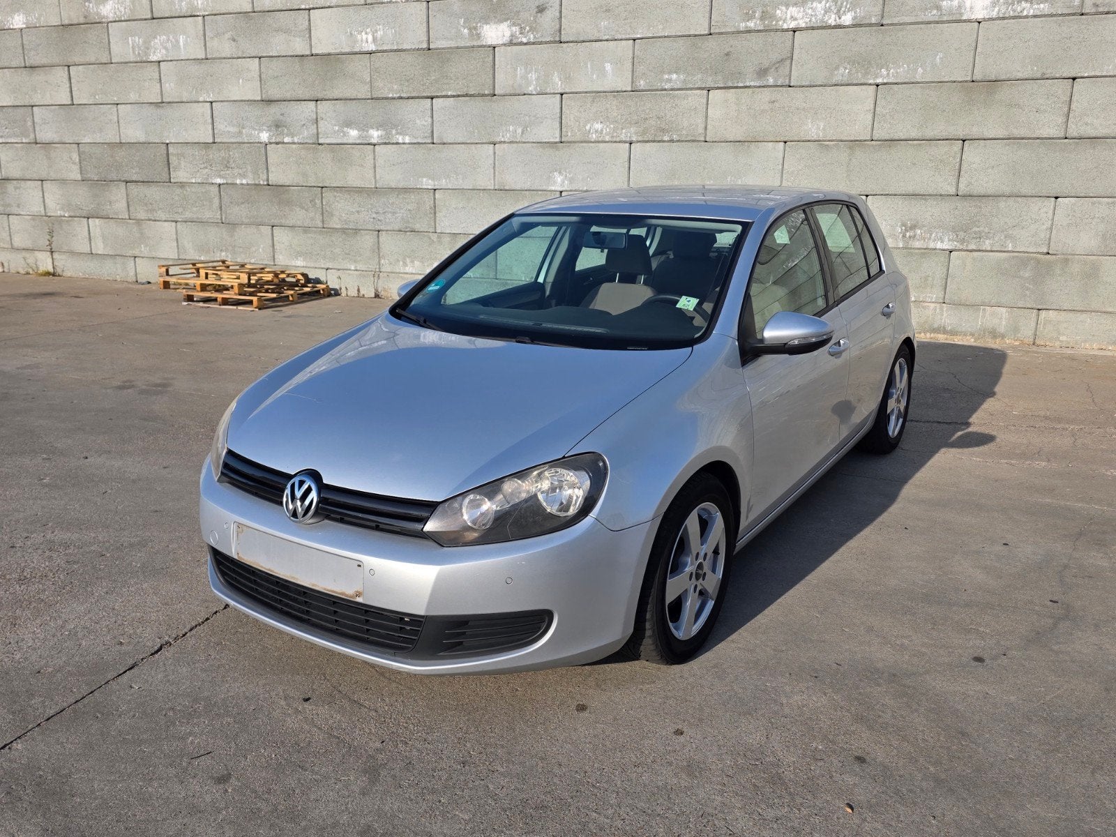 Volkswagen Golf 6 1.6TDI 2009 - 240.000KM EXPORT/HANDEL, Euro 5, https://public.car-pass.be/vhr/44104e30-d131-4a43-a439-3cf33e7dcefd