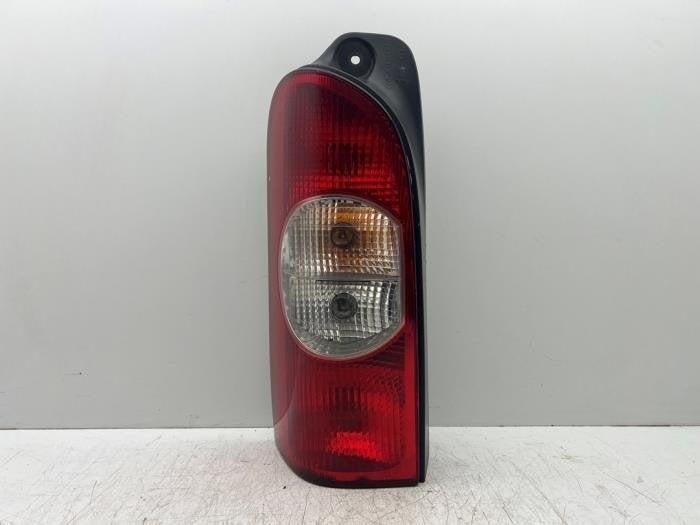 Achterlicht links van een Renault Master, Auto-onderdelen, Gebruikt, -, Renault, -