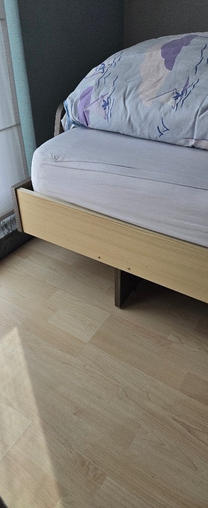 1 persoons bed  €35,      2mx90cm, Kinderen en Baby's, 85 tot 100 cm, Gebruikt, 180 cm of meer, Ophalen
