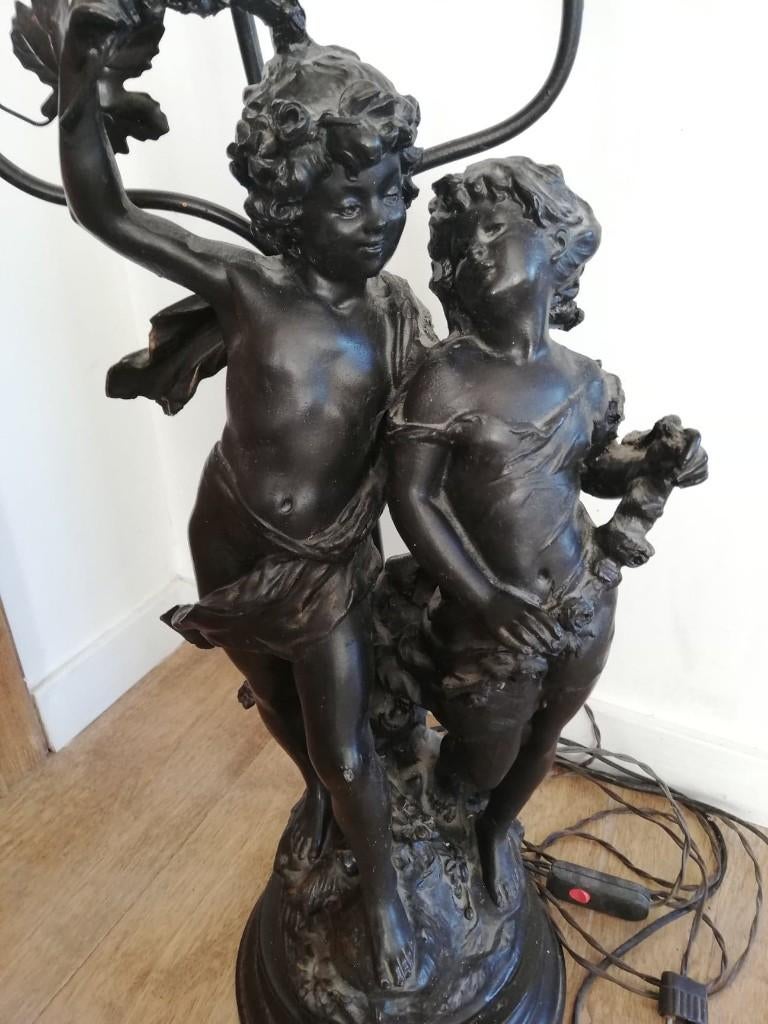Beeld "Young Lovers" (Auguste Moreau) lampadaire, Antiek en Kunst, Ophalen