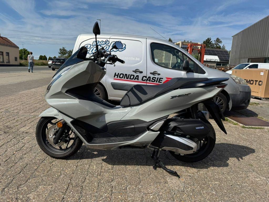 Honda	PCX125, Motos, Motos | Honda, Entreprise, jusqu'à 11 kW, Enlèvement