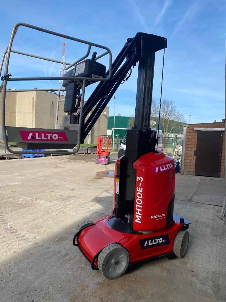 Manitou 100 VJR hoogwerker, Zakelijke goederen, Machines en Bouw | Liften, Steigers en Ladders, Ophalen