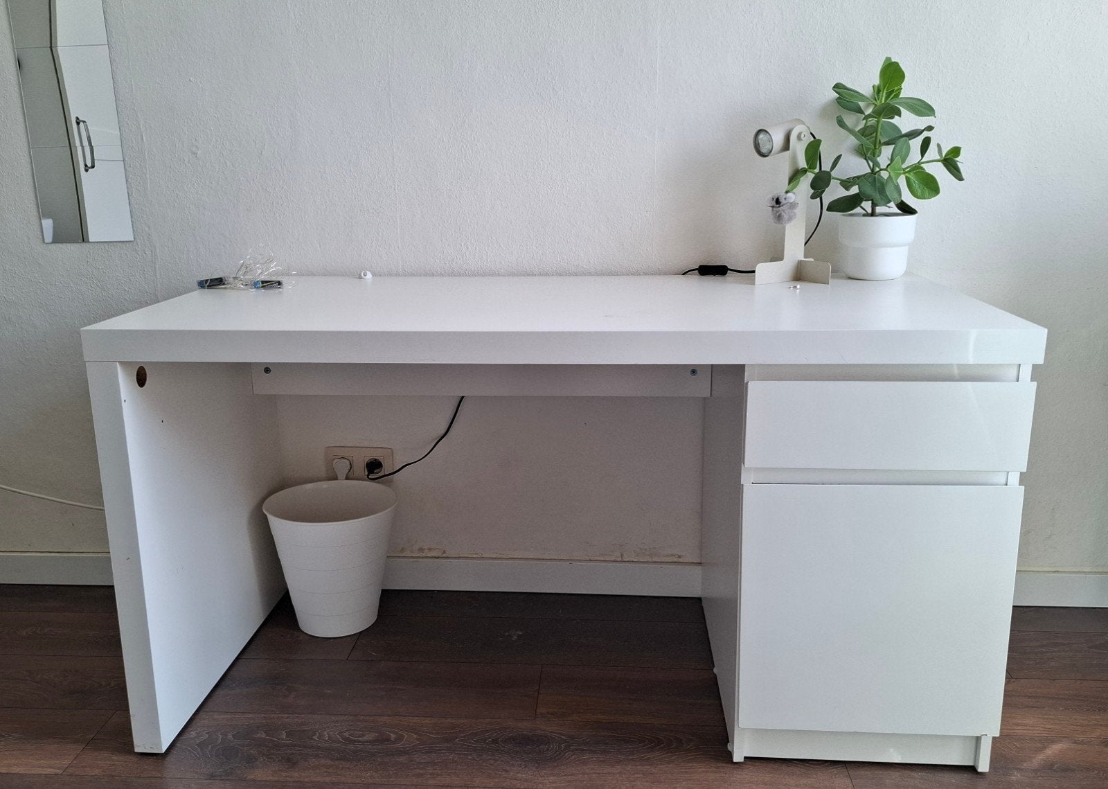 Witte Ikea bureau, Enlèvement, Utilisé, IKEA, Blanc