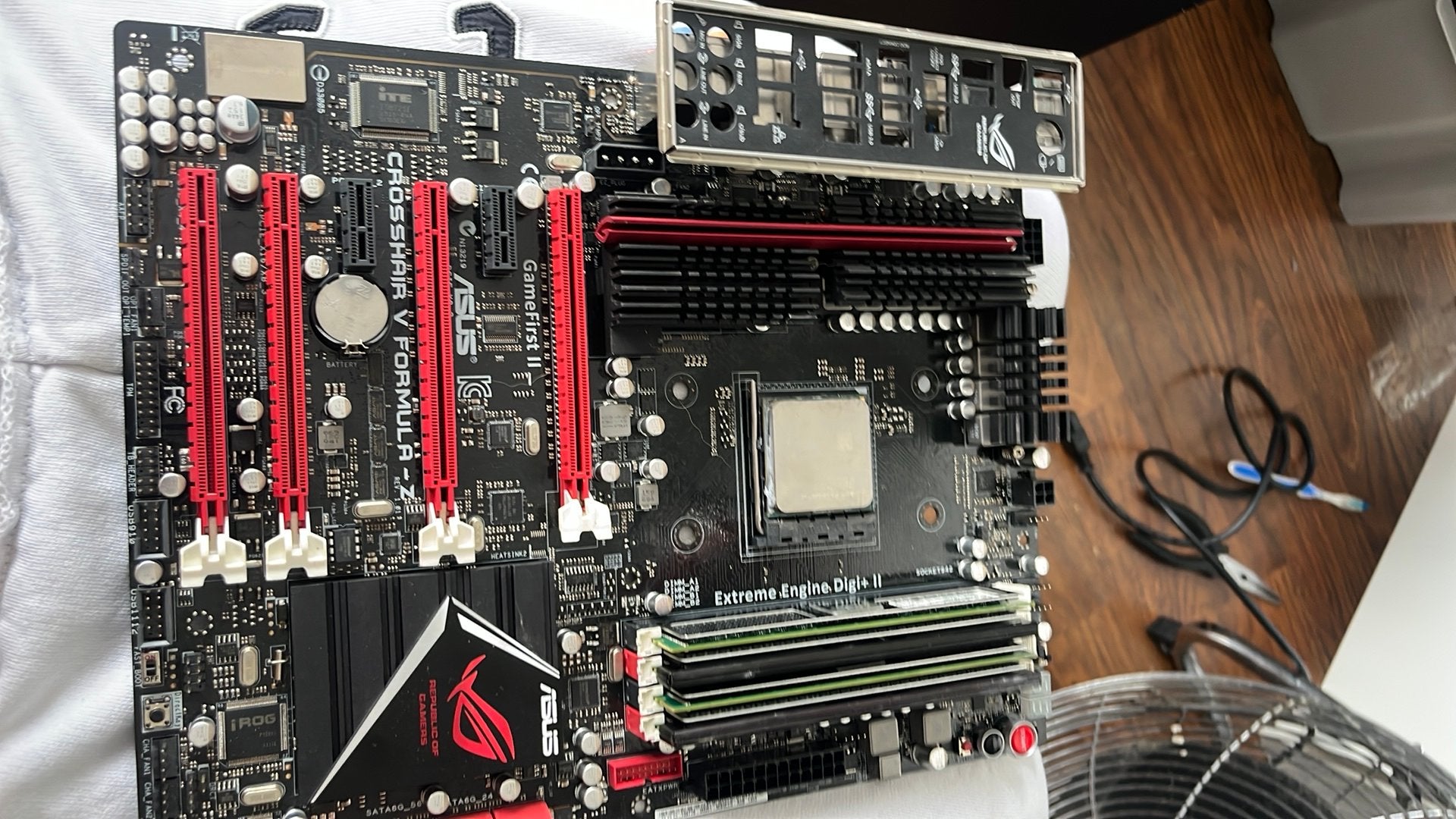 Mobo combo rog croshair vformula z ddr3 ram met ald phenom 2, Enlèvement, Comme neuf, DDR3