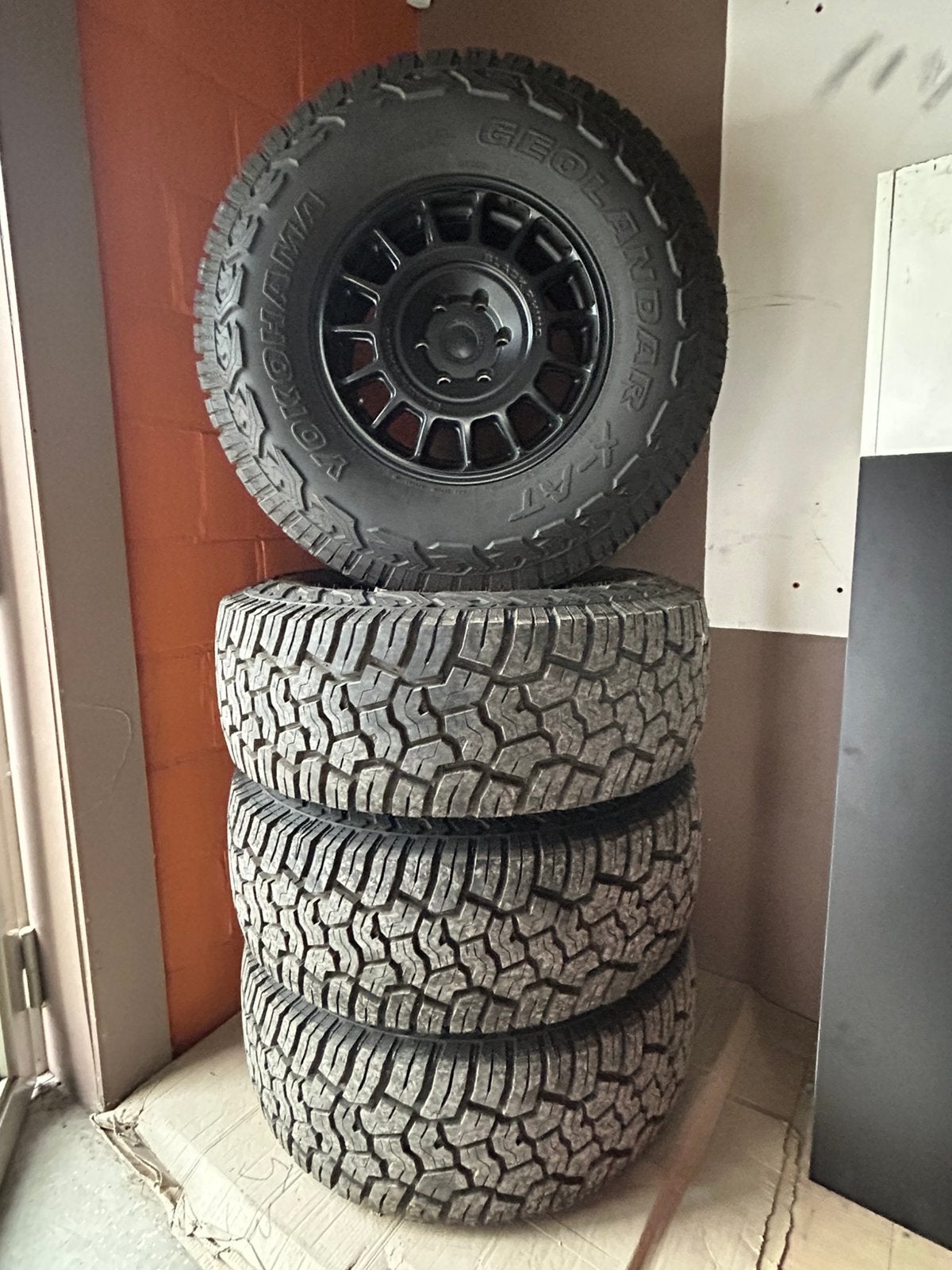 Black Rhino Voll velg met Yokohama Geolander AT Xtreme band, Auto-onderdelen, Banden en Velgen, Ophalen, Banden en Velgen, Nieuw