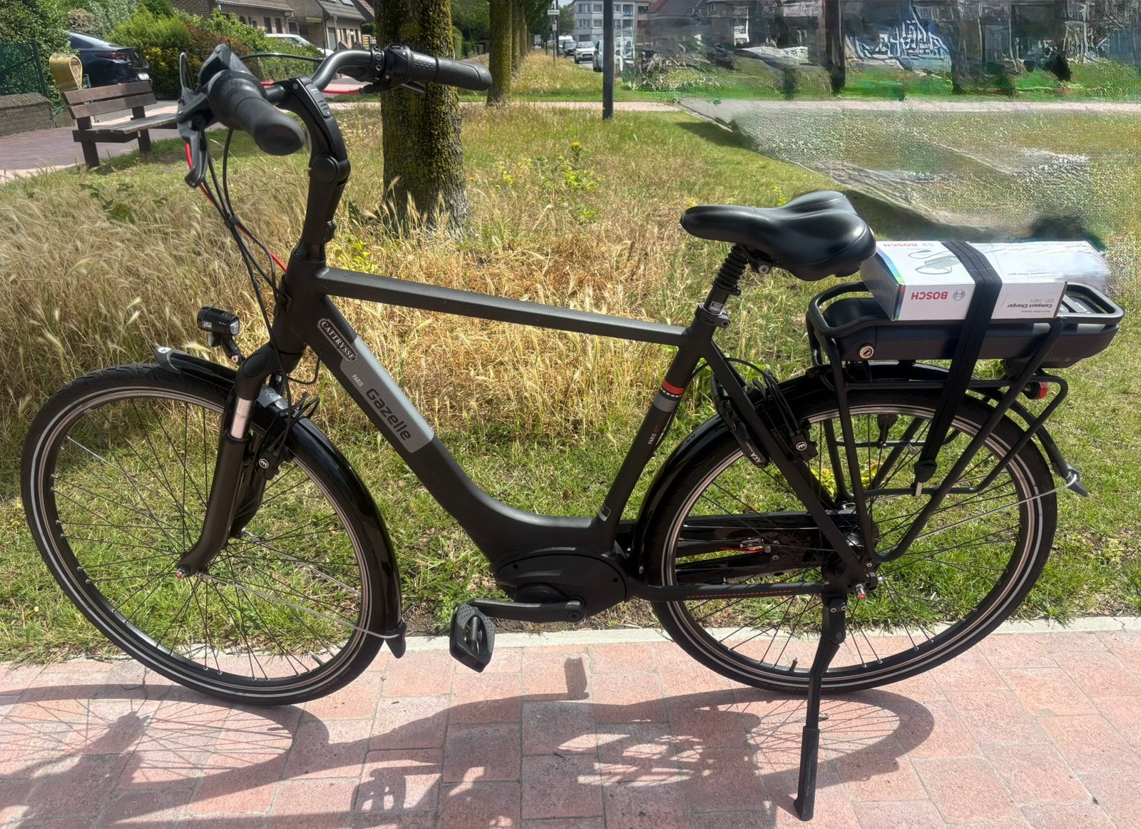 Vélo électrique Gazelle Paris C7+, Vélos & Vélomoteurs, 50 km par batterie ou plus, Comme neuf, Gazelle, Enlèvement