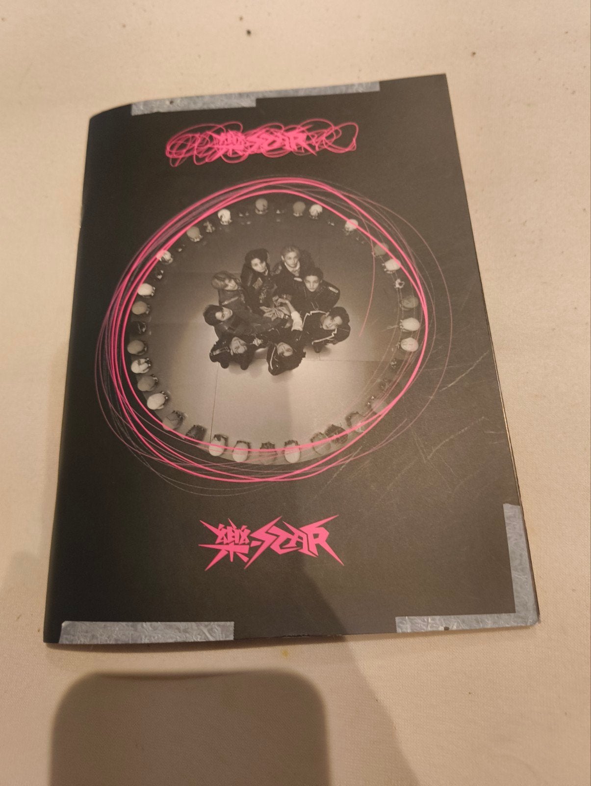 Stray kids album, Ophalen, Zo goed als nieuw, Album