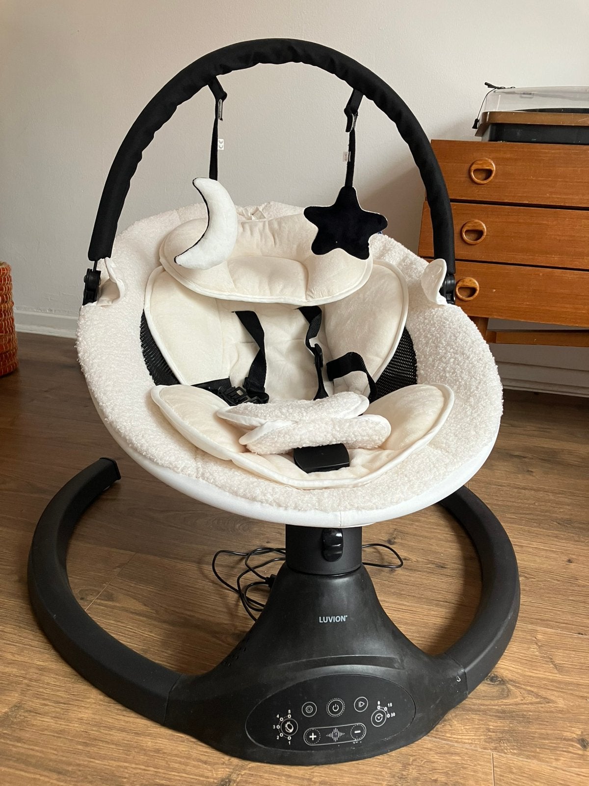 LUVION Baby Swing wit, Autres marques, Comme neuf, Enlèvement, Avec ceinture(s)
