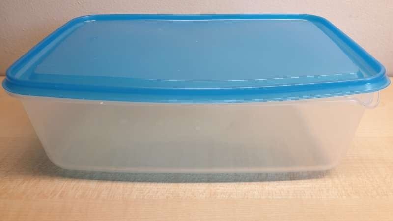 Foodcontainer IKEA 23,5 x 15,5 x 7,5cm, vaatwasser,micro ok, Huis en Inrichting, Keuken | Tupperware, Ophalen, Blauw