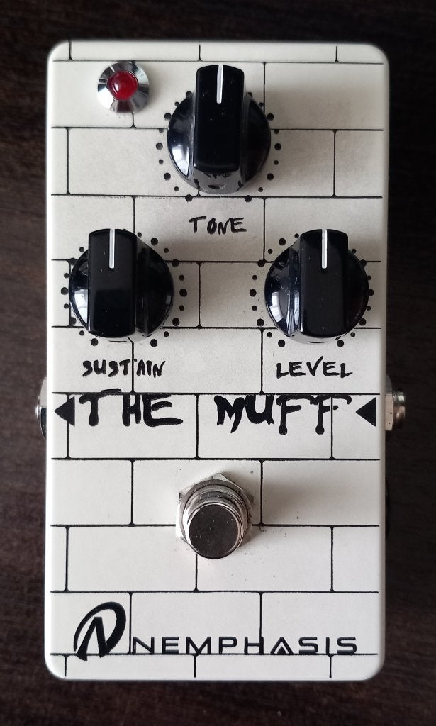 The Muff - Nemphasis distortion / fuzz pedaal, Muziek en Instrumenten, Ophalen of Verzenden, Zo goed als nieuw, Distortion, Overdrive of Fuzz