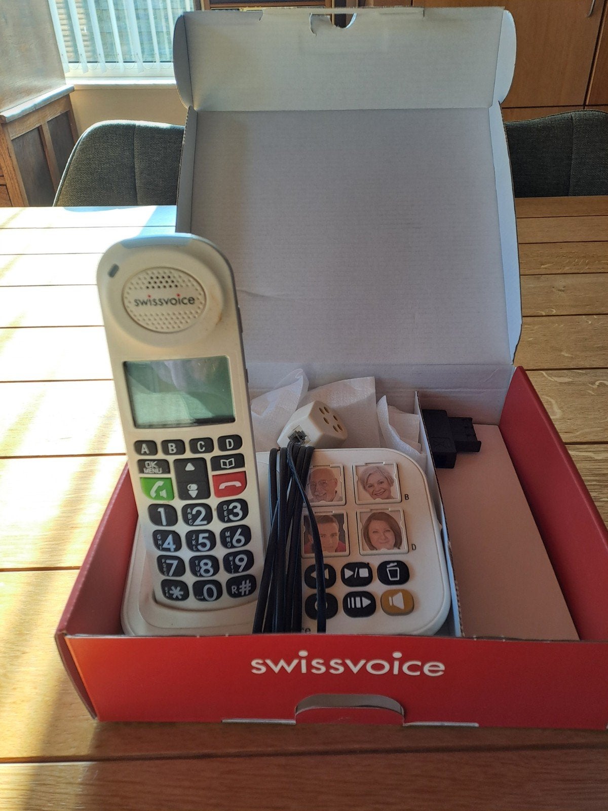 Swissvoice voor slechtziend en hardhorig, Télécoms, Enlèvement, Comme neuf