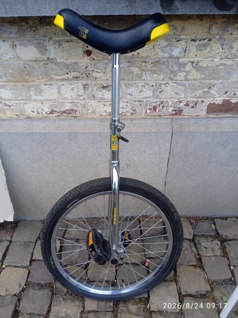 Monocycle Adulte QU-AX 20 pouces, Vélos & Vélomoteurs, Vélos | Unicycles, Enlèvement, Comme neuf, Frein à rétropédalage