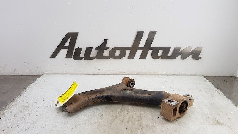 BRAS DE SUSPENSION AVANT GAUCHE (TRIANGLE) Tiguan (5N1 / 2), Dhr. J. Ham, Volkswagen, Administratie@autoham.nl, Utilisé