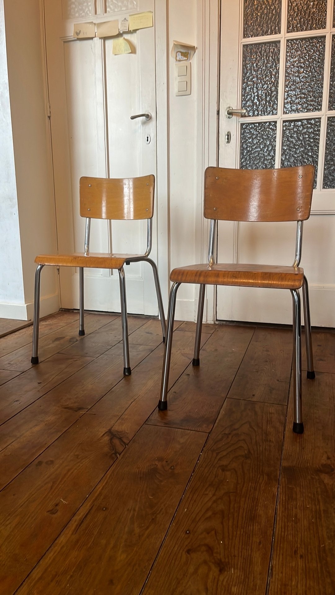 Set van 2 Vintage Schoolstoelen / Kantinestoelen, Ophalen, Zo goed als nieuw, Twee