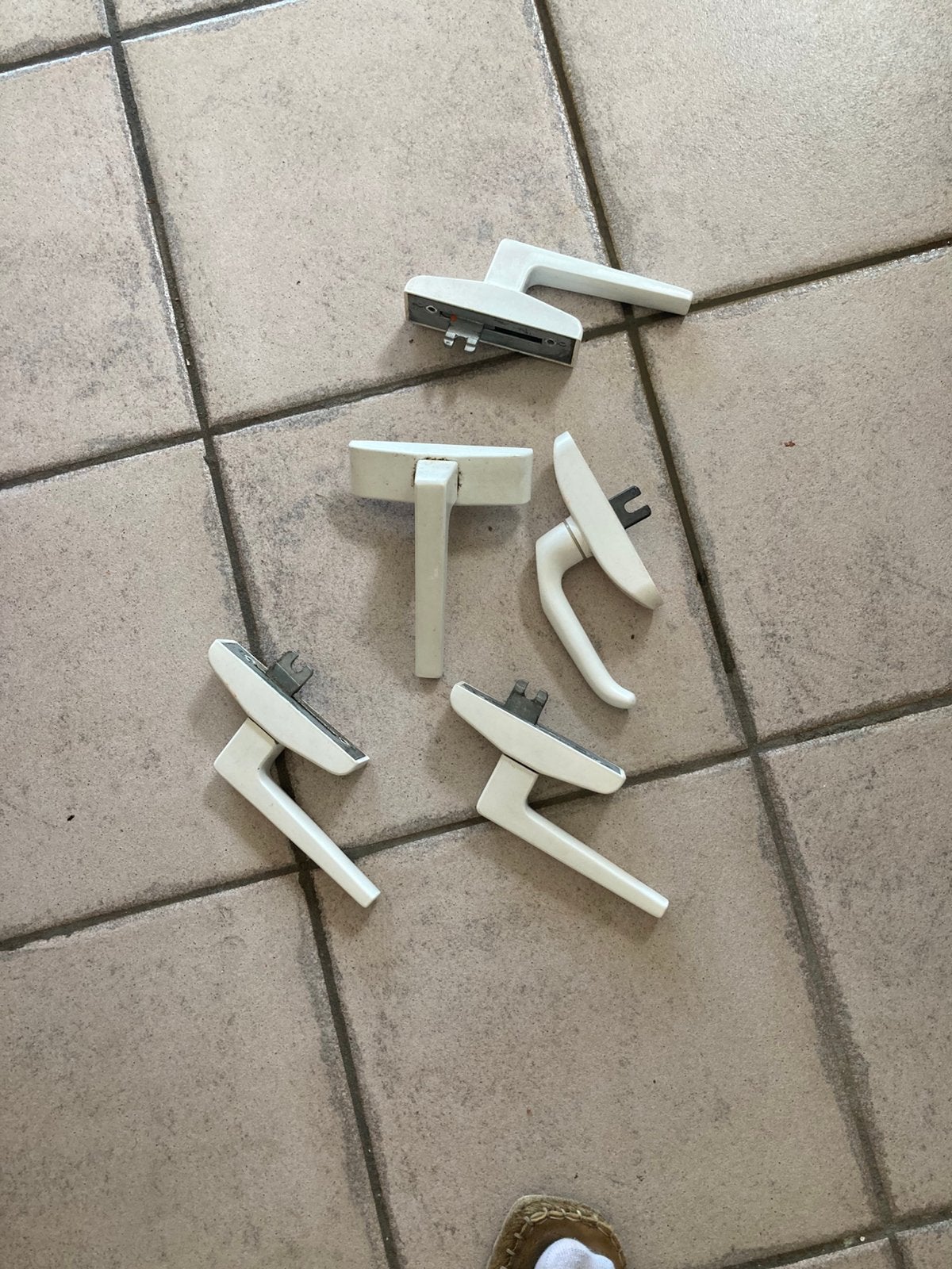 Raamklinken, Ophalen, Gebruikt, 50 tot 100 mm, Schroeven