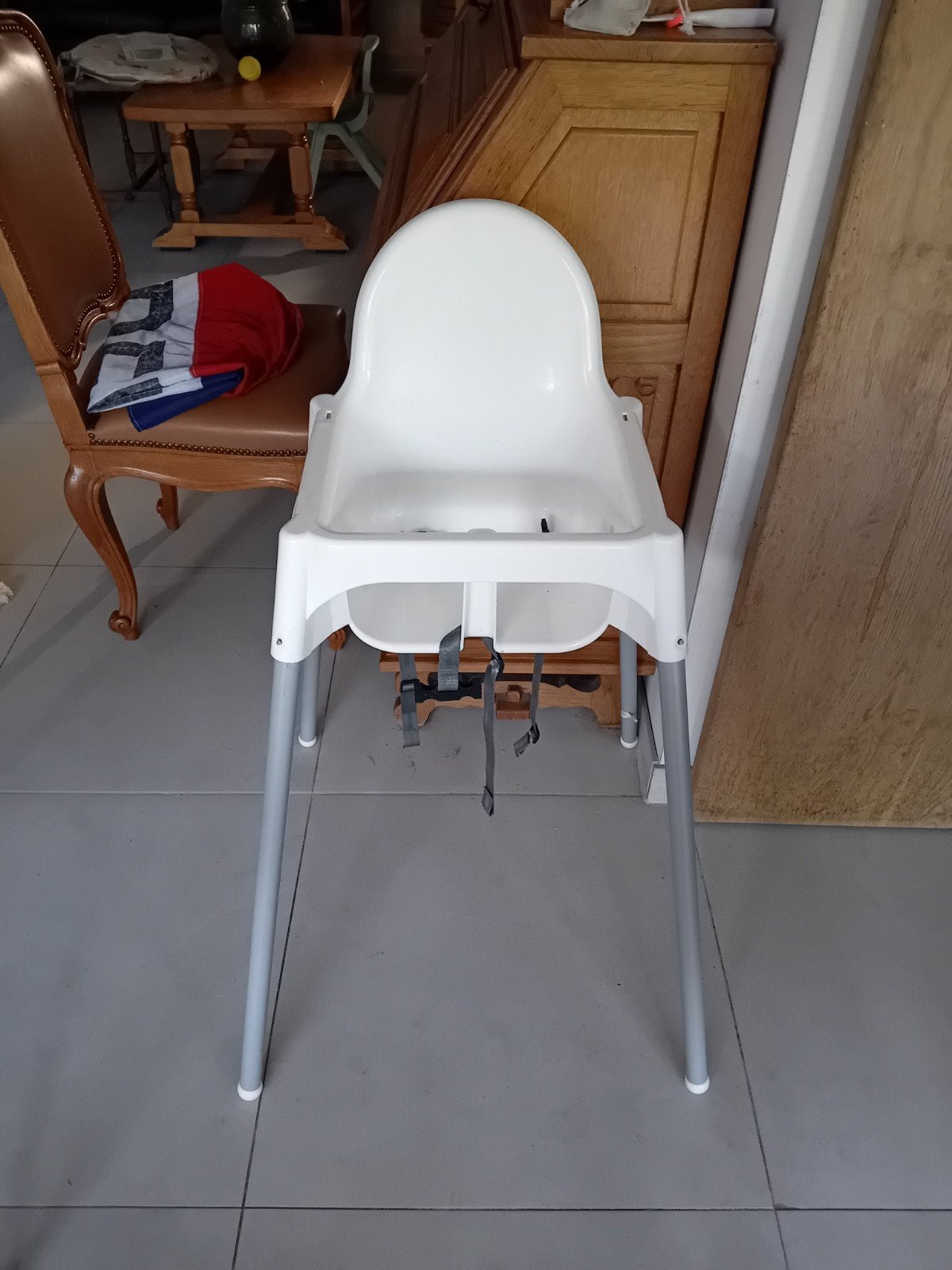 Ikea eetstoel met riempjes, Ophalen