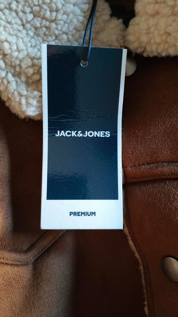 Bruin jasje Jack&Jones, Kleding | Heren, Jassen | Winter, Ophalen, Maat 52/54 (L), Bruin, Nieuw