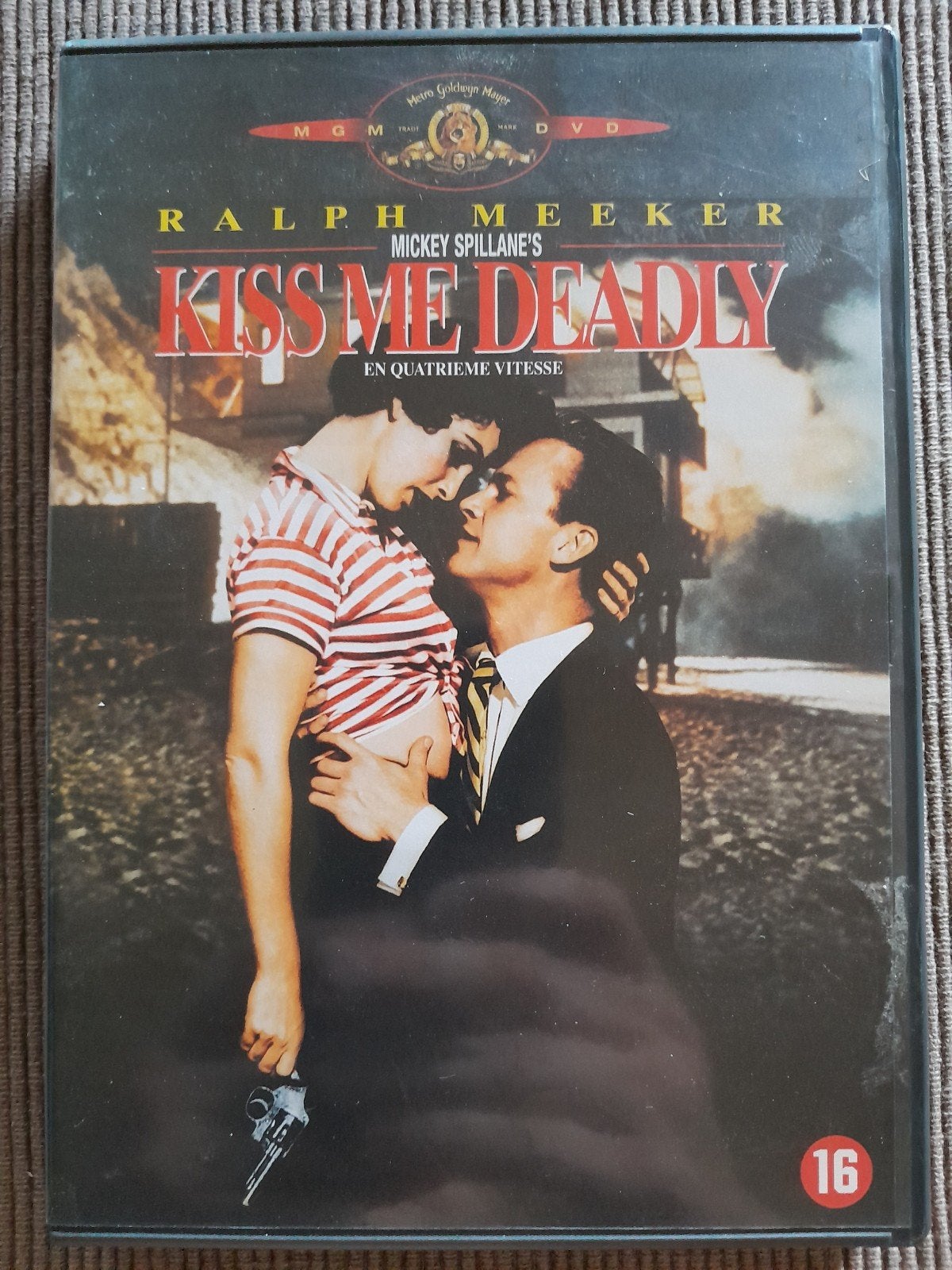 kiss me deadly, CD & DVD, DVD | Classiques, Thrillers et Policier, Enlèvement ou Envoi, Anglais, À partir de 16 ans